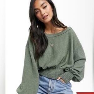 C11 FREE PEOPLE Run To‎ You Tee in Military Combo